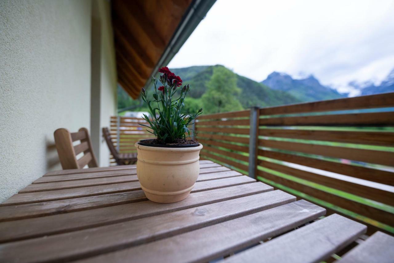 Hisa Urska Apartment Log pod Mangartom Ngoại thất bức ảnh