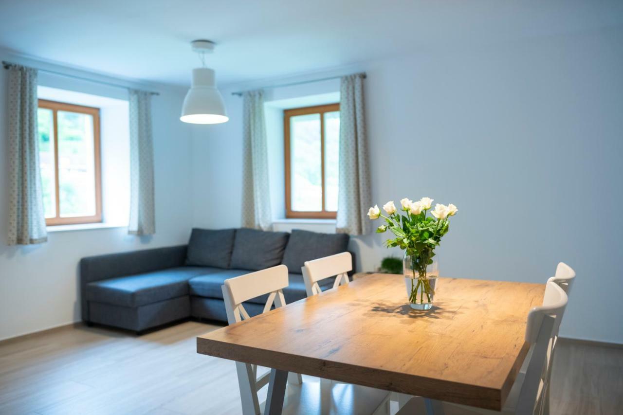 Hisa Urska Apartment Log pod Mangartom Ngoại thất bức ảnh